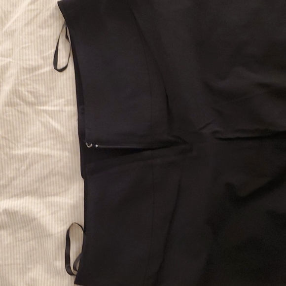 Le Chateau Black Mini Skirt, XS - Picture 3 of 5